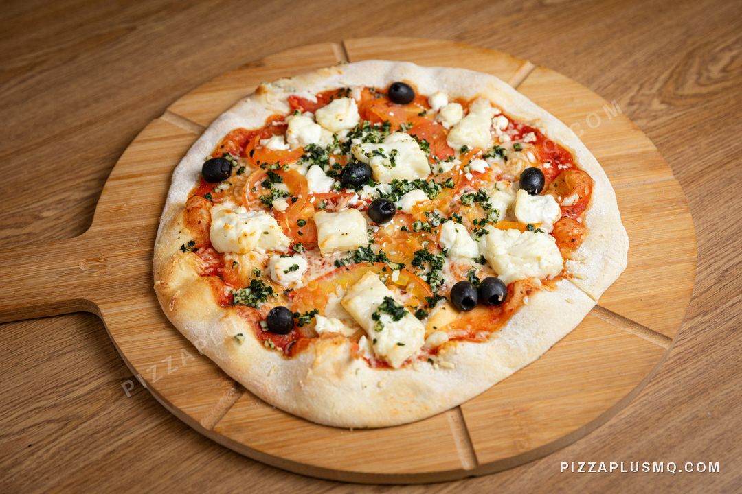 Chevignac pizza with goat's cheese, seen from above