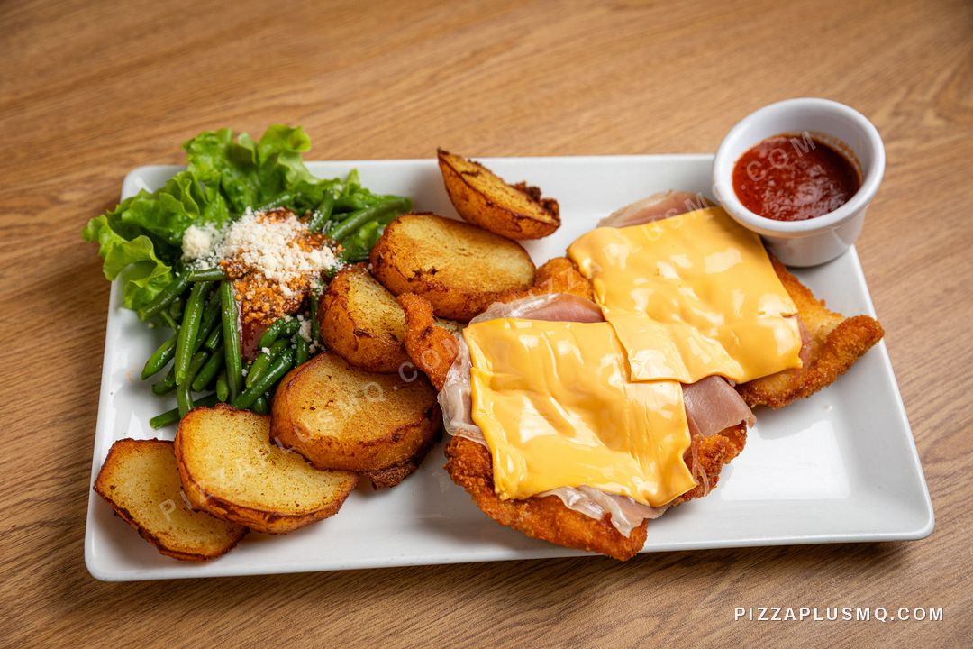 Chicken escalope Valdostana with sautéed potatoes